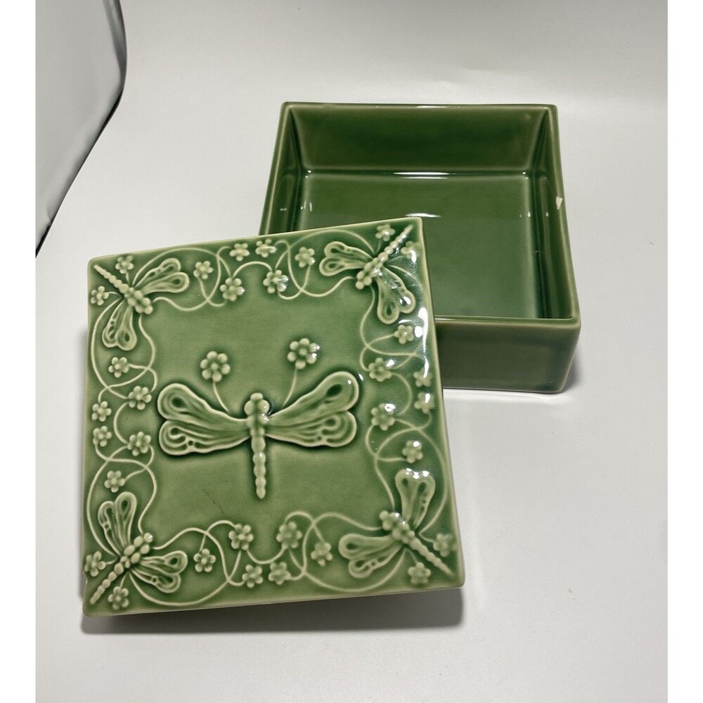 Bordallo Pinheiro Green Ceramic Dragonfly Trinket Keepsake Box Portugal *Read*
